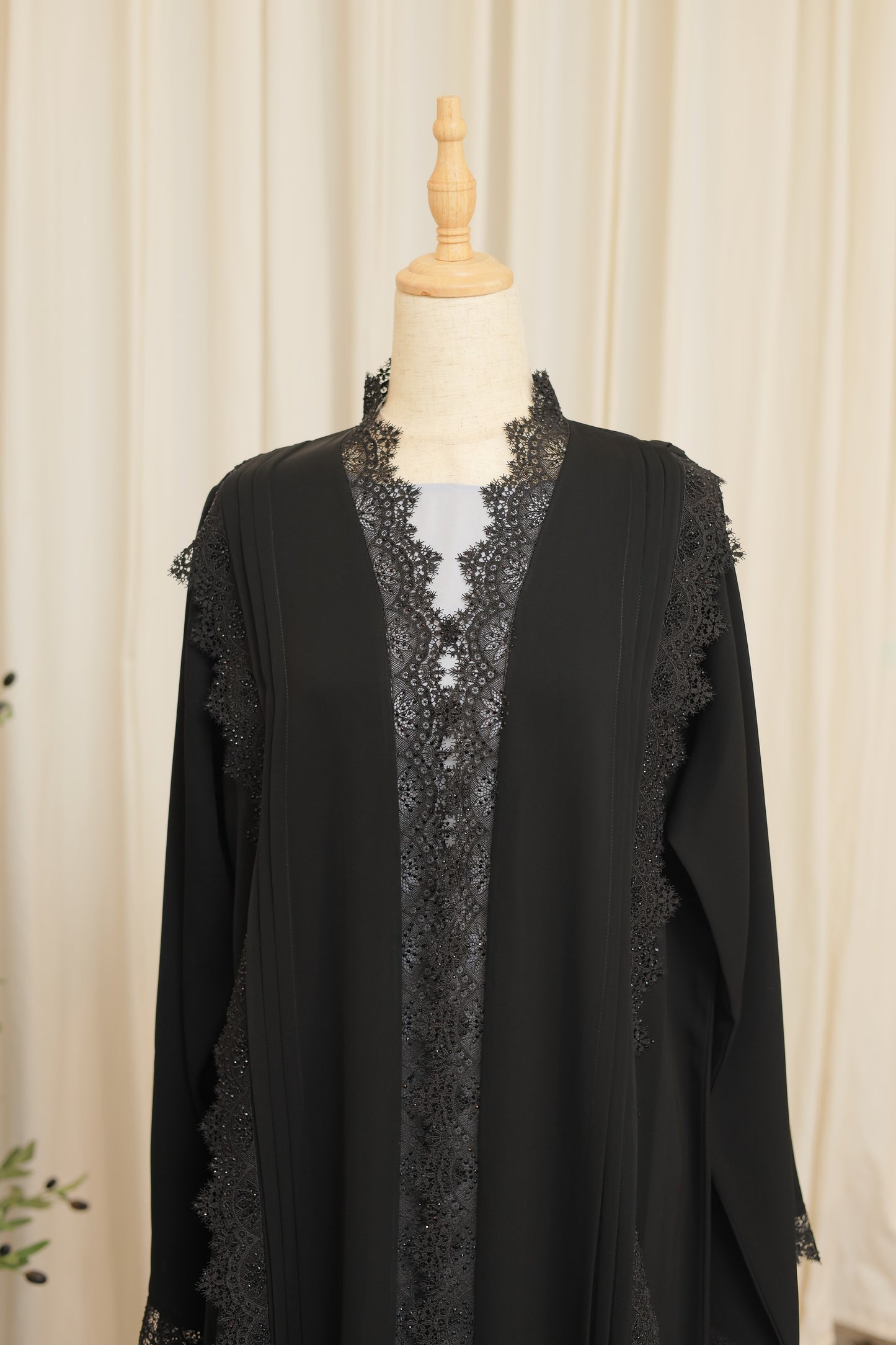 Luxury Black Open Abaya with Ornate Lace & Subtle Shimmer Detailing
