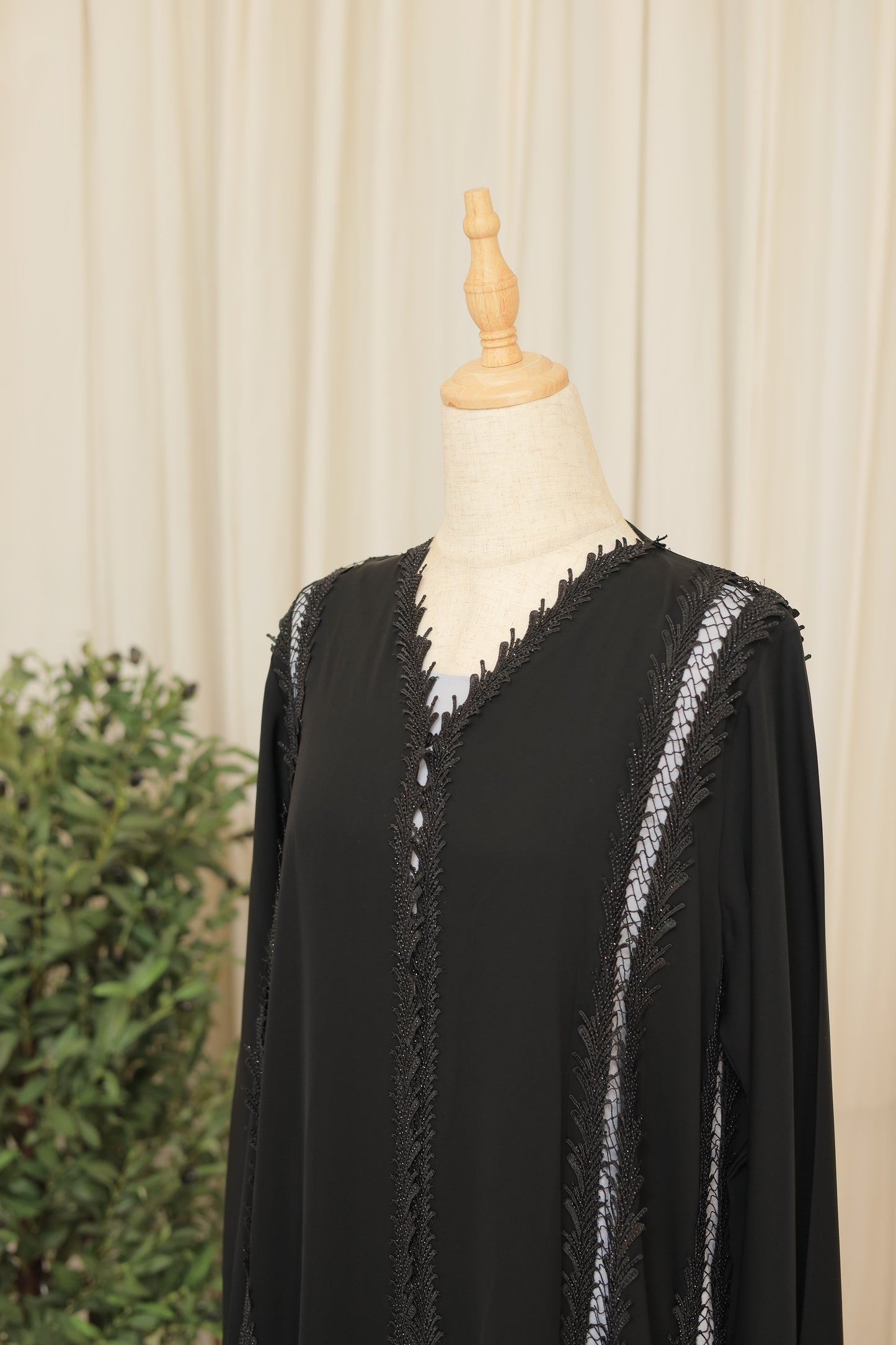 Luxury Black Abaya with Textured Vertical Detailing