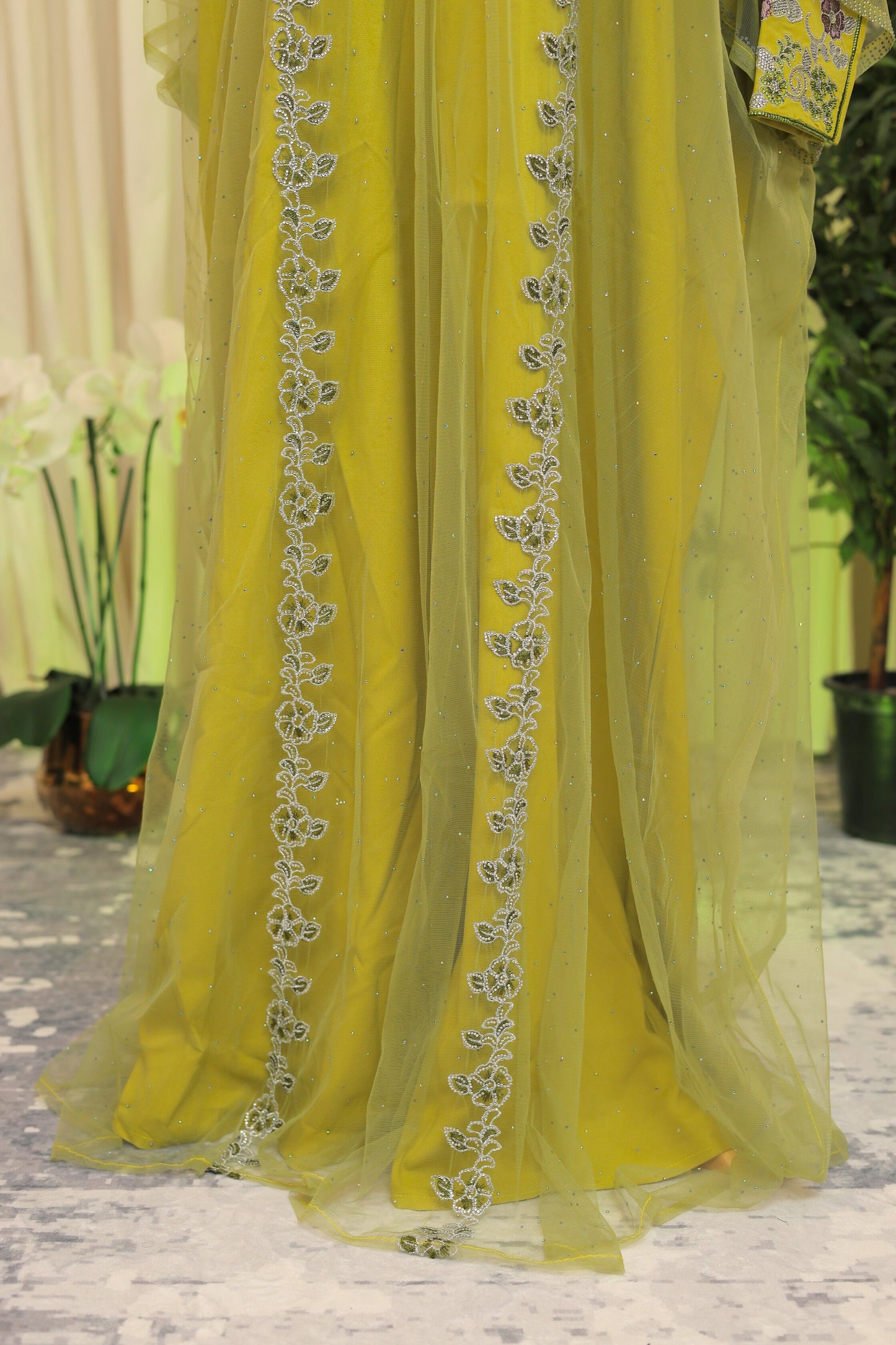 Mukhwar – Embroidered Lime Green Kaftan Dress